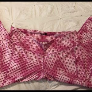 Old Navy Active Geometric Cropped Leggings